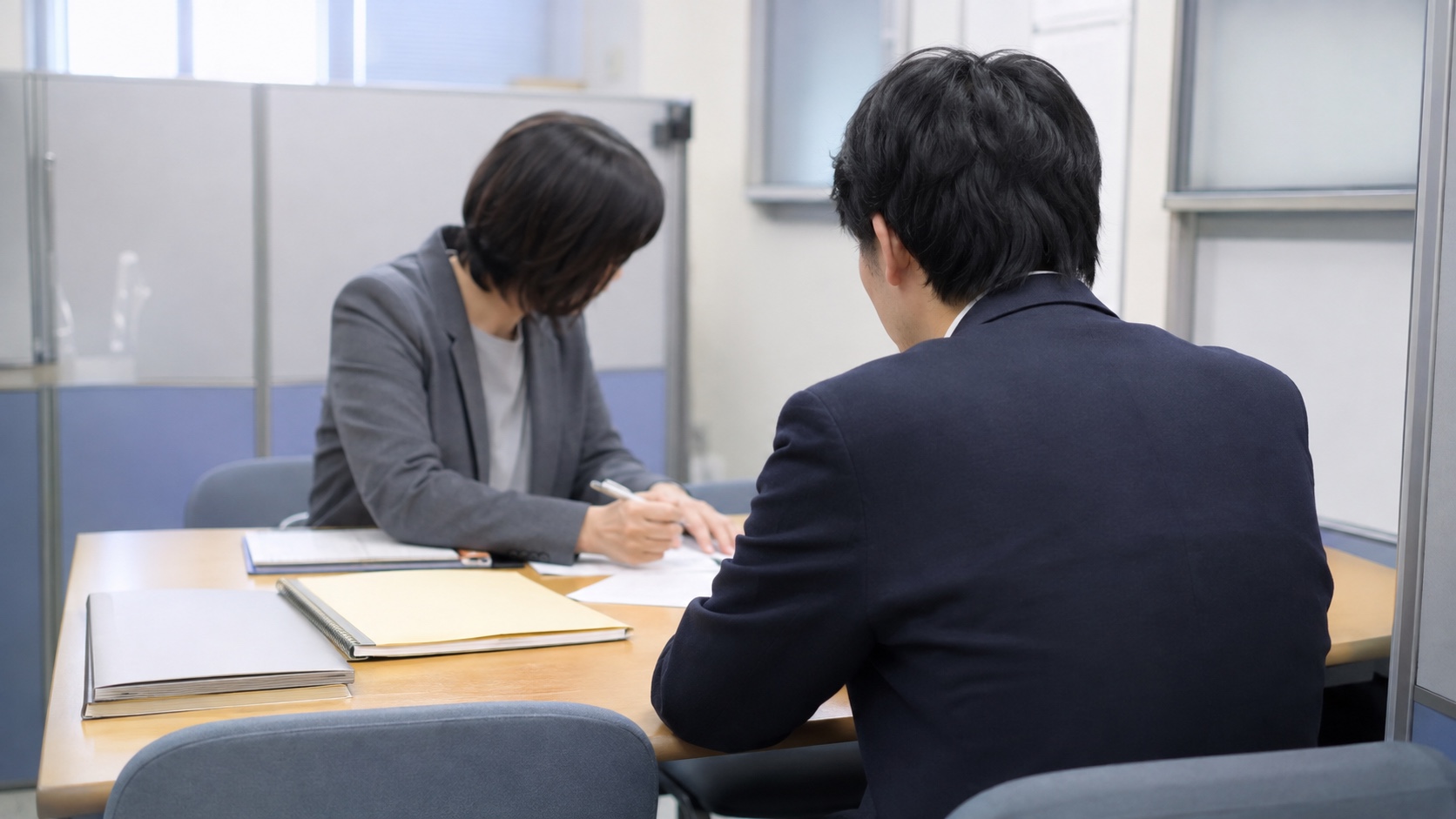 中小企業のDX支援が受けられる無料の公的窓口の相談風景